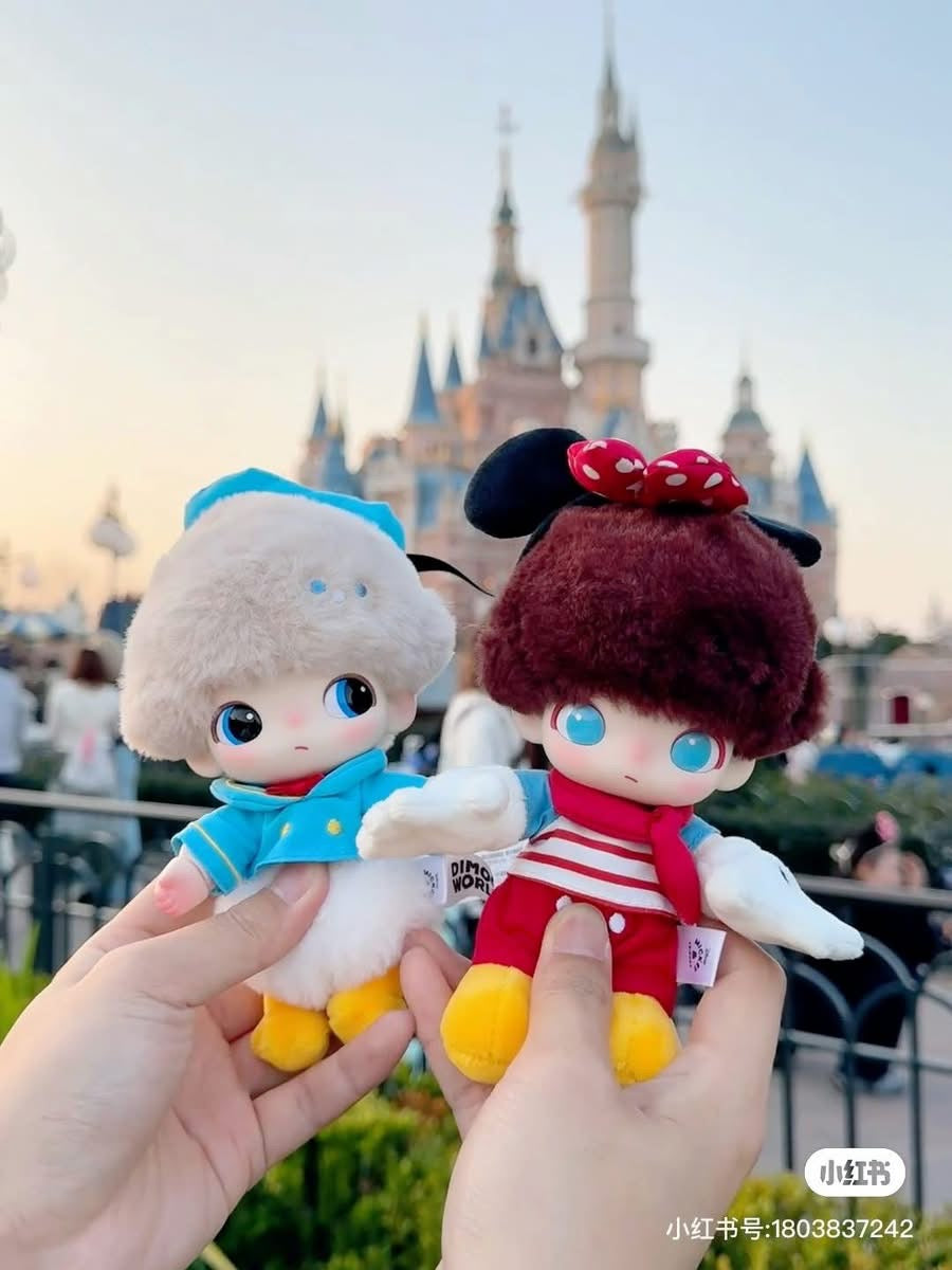DIMOO WORLD × DISNEY Series-Vinyl Plush Keychain Blind Box